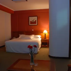 Hotel Adot Tina
